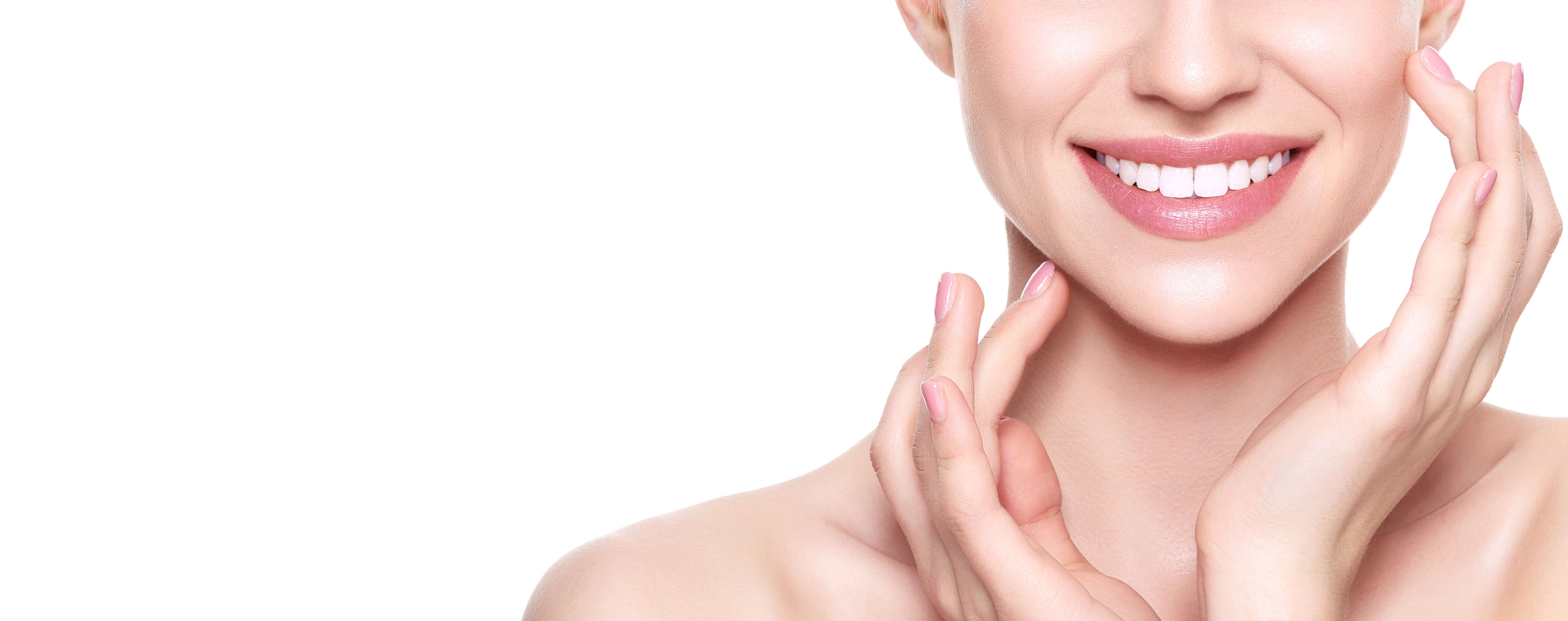 Pacient zâmbind în clinica dentară